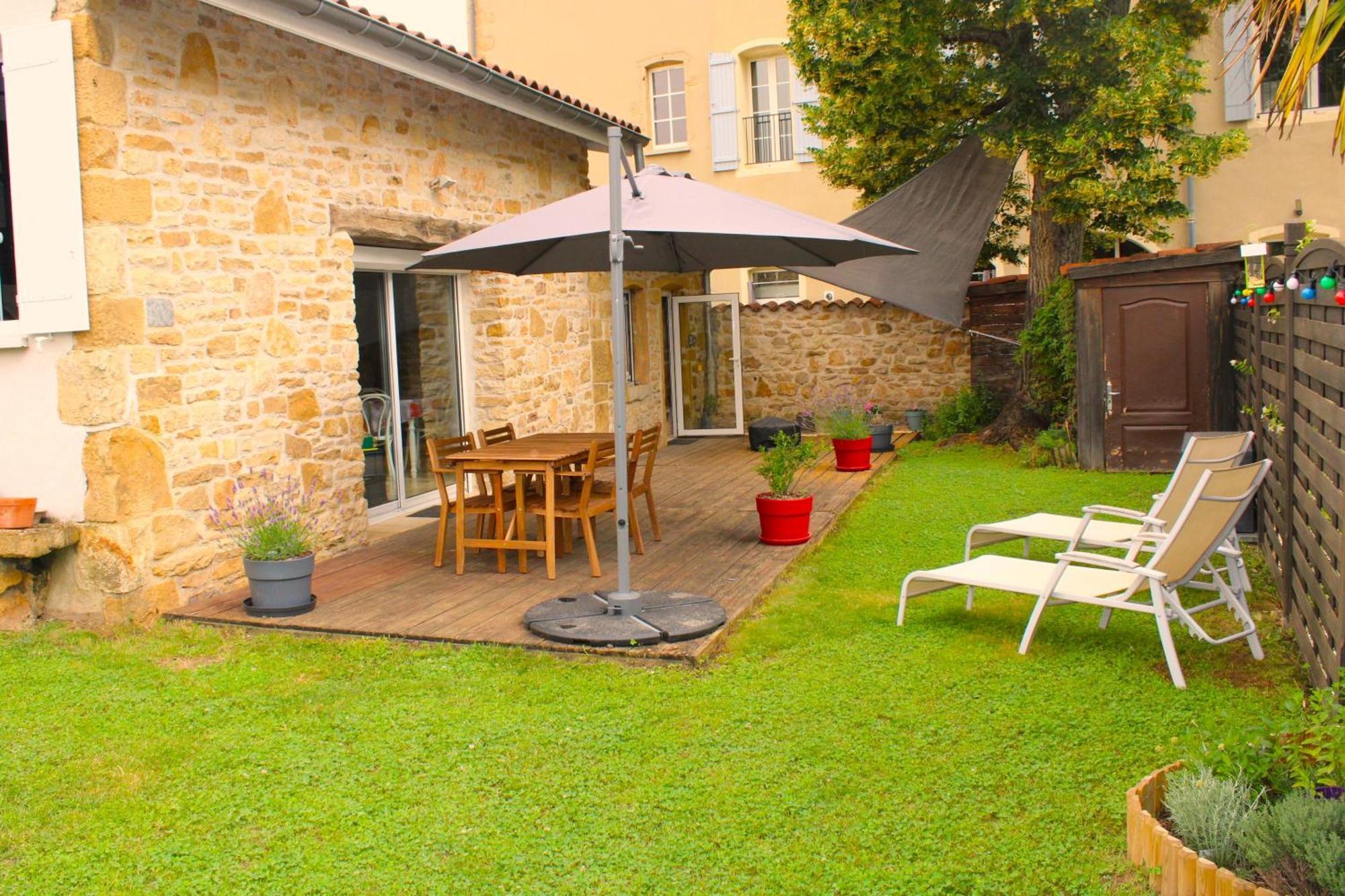 Gite Du Beaujolais Lyonnais Lissieu Exterior photo